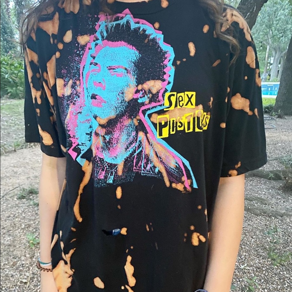Early 2000s Sex Pistols Bleached Tee